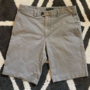 Gray banana republic aiden short
